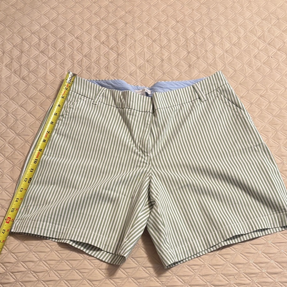 crown & ivy Women's striped green Shorts, size 12, new